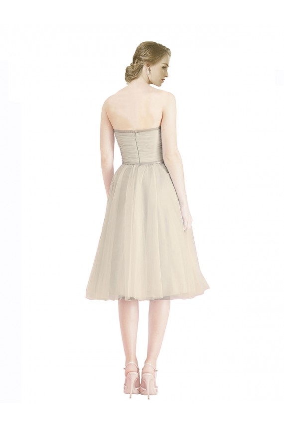 Trapèze Sans bretelle Tulle Courte Robes demoiselle d'honneur / Robes de cocktail